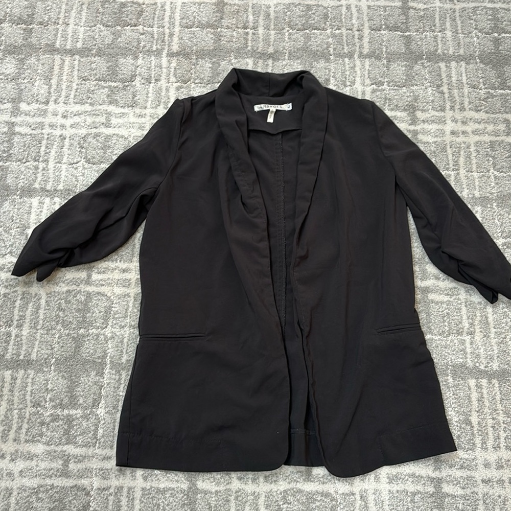 Boutique black blazer